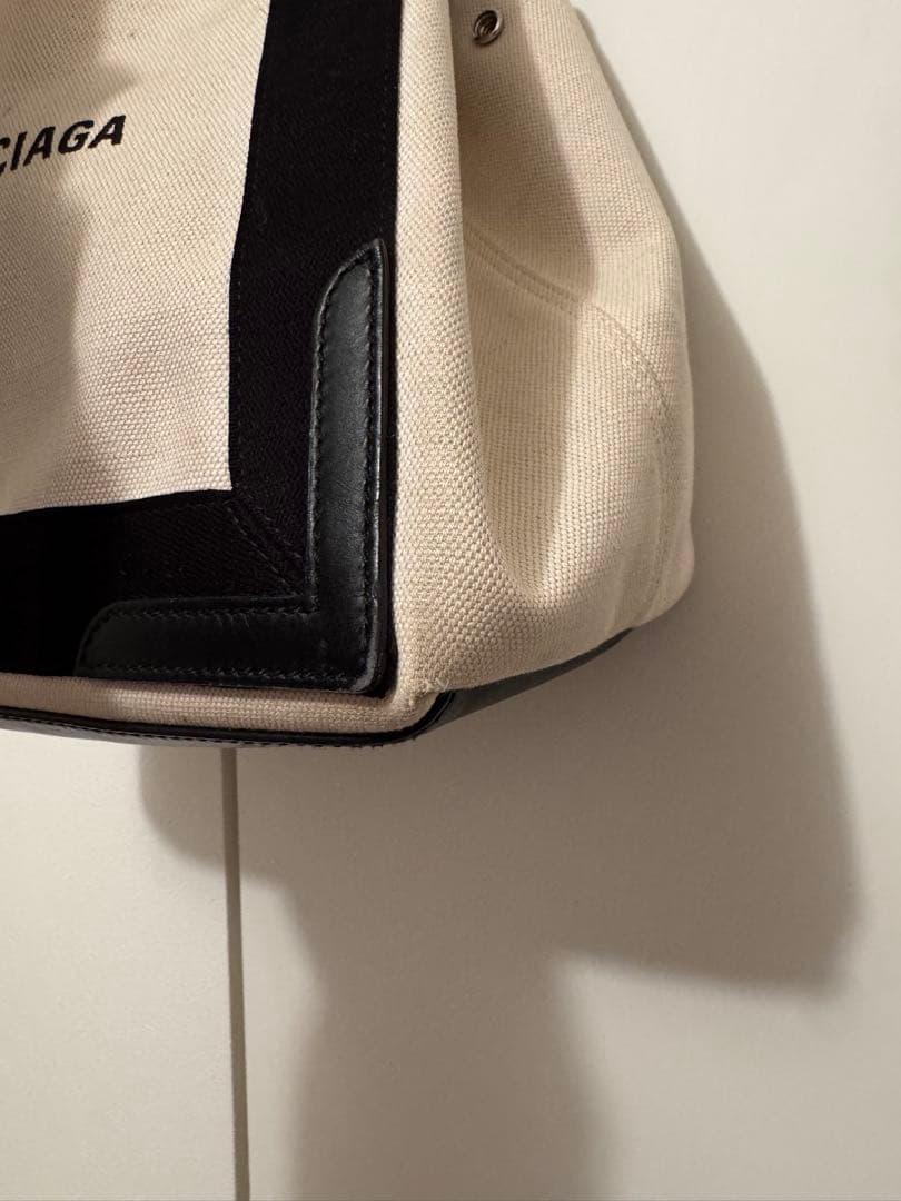 BALENCIAGA ハンドバッグ　レディース