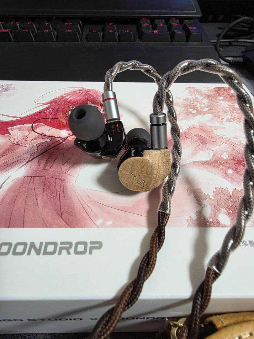 MOONDROP TAGO STUDIO コラボ イヤホン