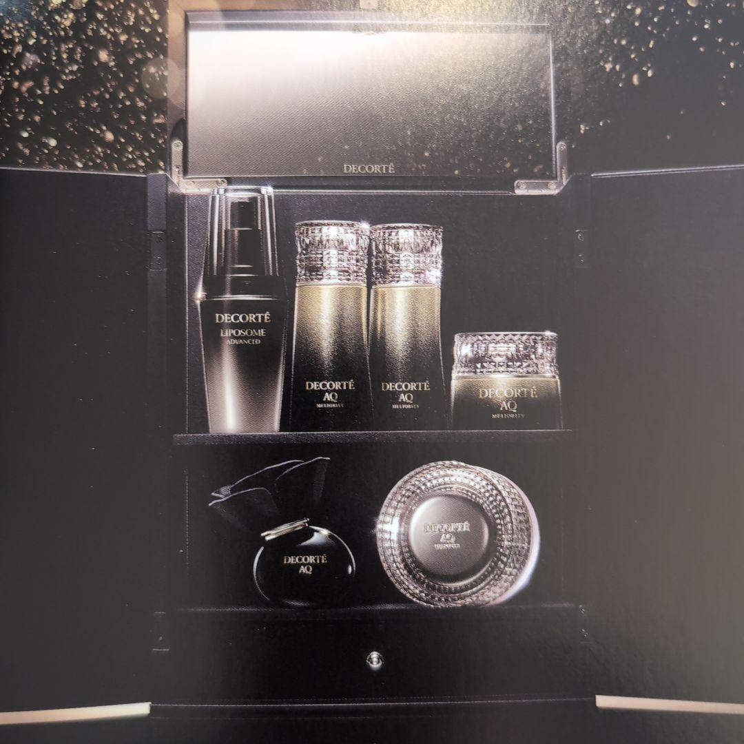 コスメデコルテ＊フェイスパウダー　エターナルエレガントボックス