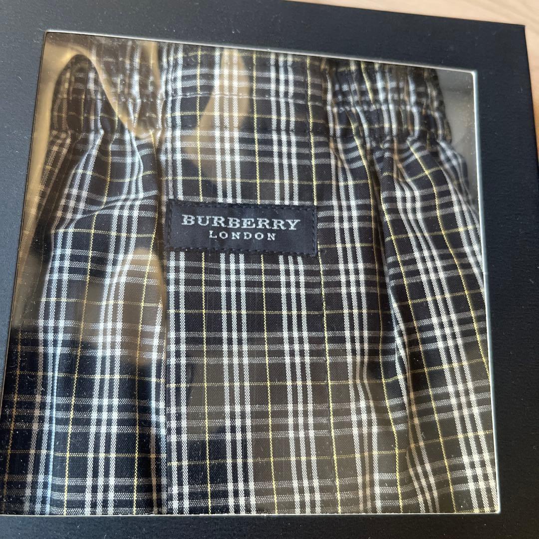 【新品未使用】バーバリー　トランクス　チェック　Mサイズ　2枚セット