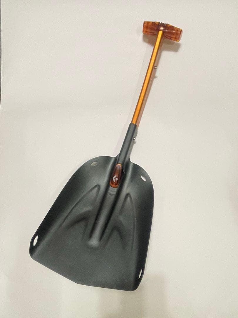 新品未使用　ブラックダイヤモンド スノーボード用スコップ バックカントリー