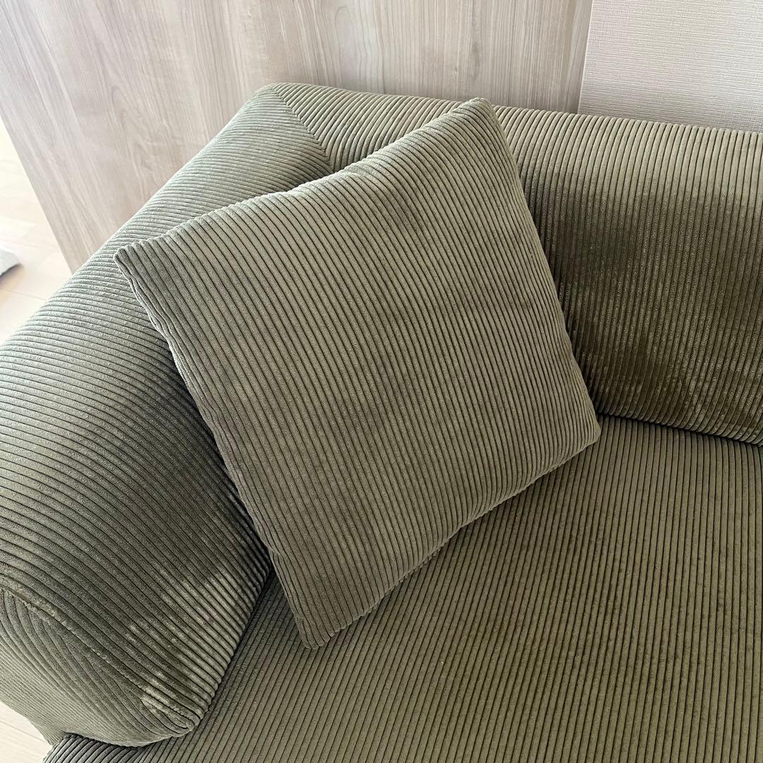 ソファ　2人掛け　オットマンはセット商品のため別で出品してあります。