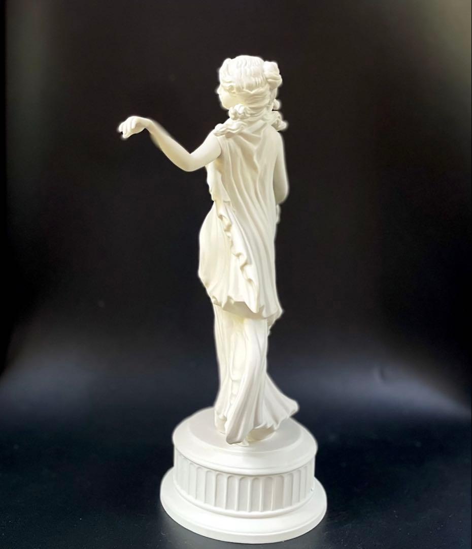 ウェッジウッド　ジャスパー　フュギュリン　　　　　　【ダンシングアワーNO.5】