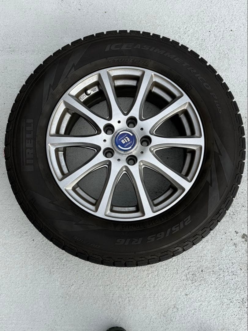 【専用】スタッドレス＋ホイール4本 215/65R16 ヴェゼル使用