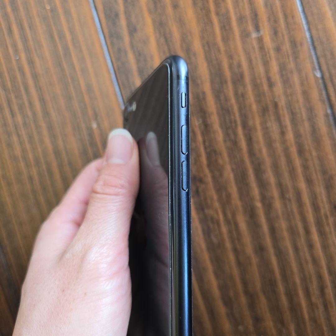 iPhone　SE2　第二世代　　128G