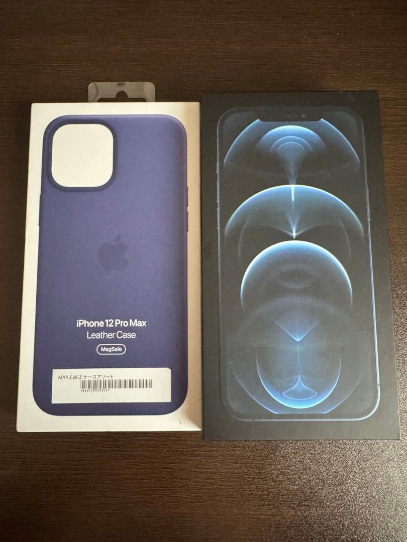 iPhone 12 pro max 256GB simフリー 美品純正レザー付き