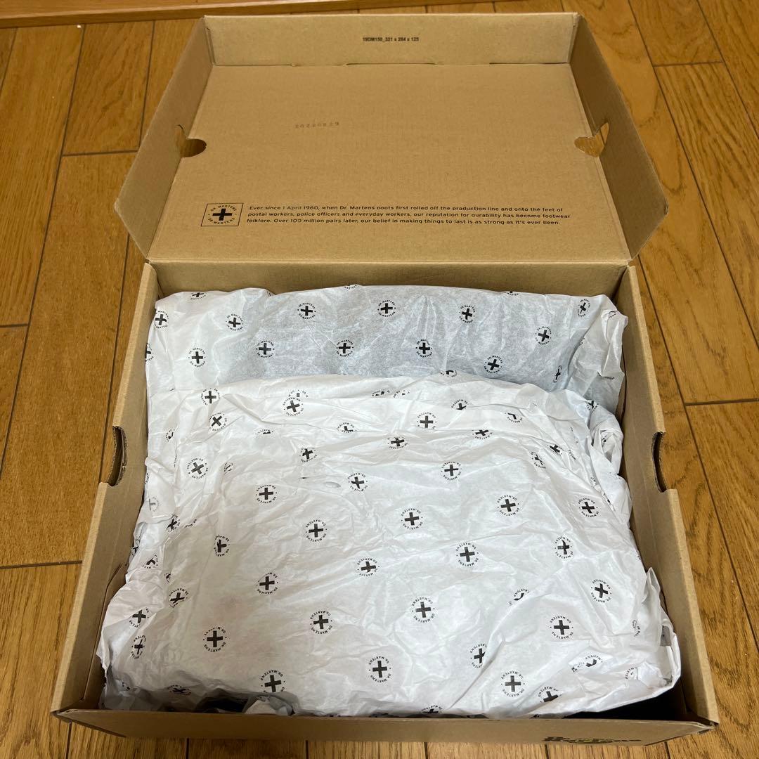 Dr.Martens ドクターマーチン 1460 8ホールブーツ ポリッシュ付き