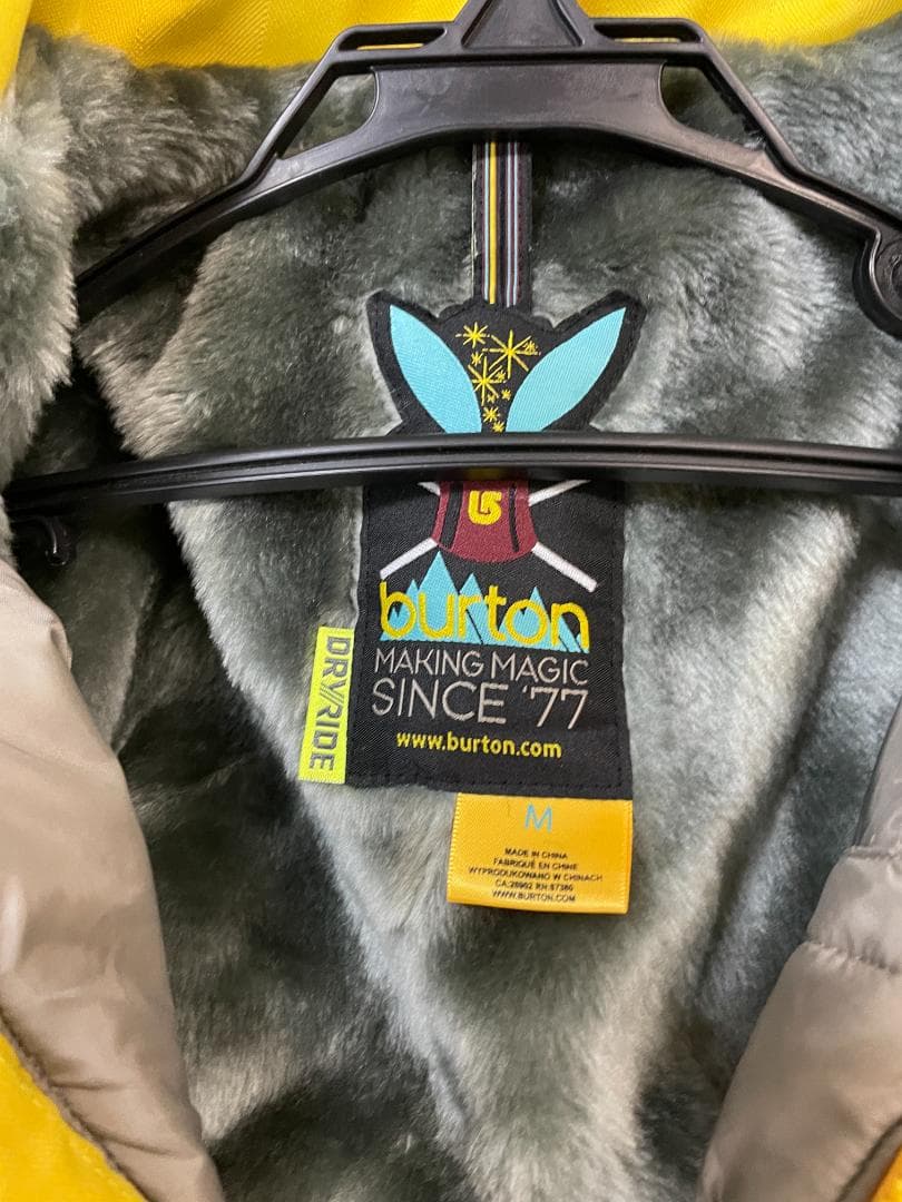 美品　Burton スノーボードウェアセット　レディースMサイズ