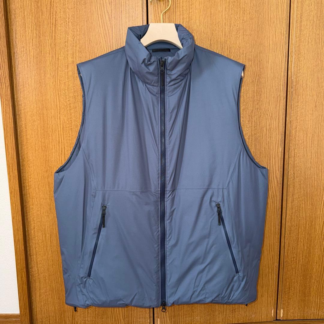 ウインドストッパーバイゴアテックスラボズパフィーベスト　ダルブルー