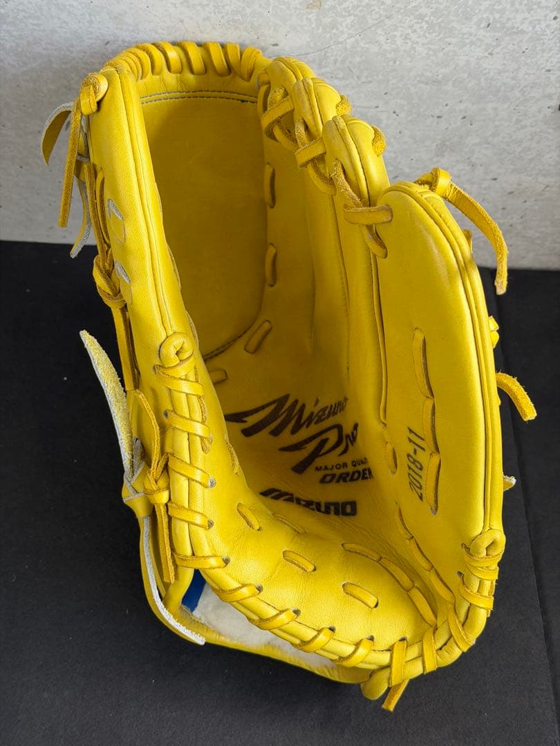 ミズノプロ　オーダー　軟式　グローブ　かなり柔らかい　即戦力のグローブ