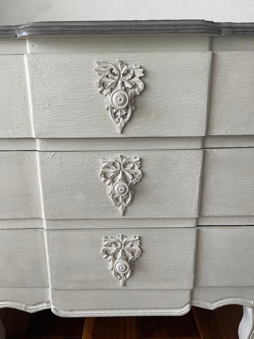 ブランドジュリエ　フレンチシックなオリジナル家具