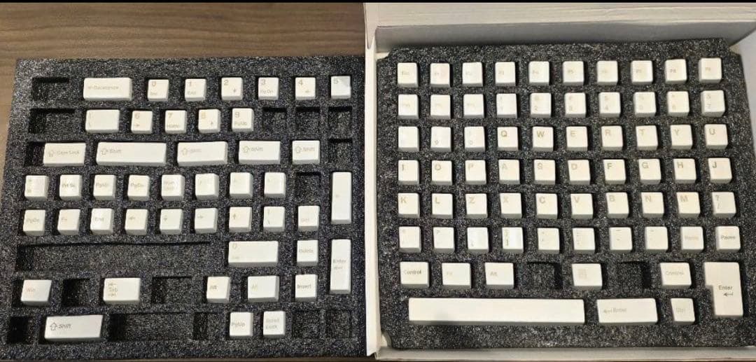 awekeys フルメタルキーキャップセット