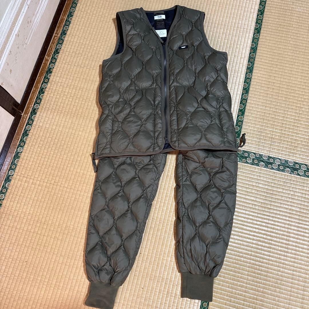 Pacific GOLF CLUB×TAIONダウンセットアップ