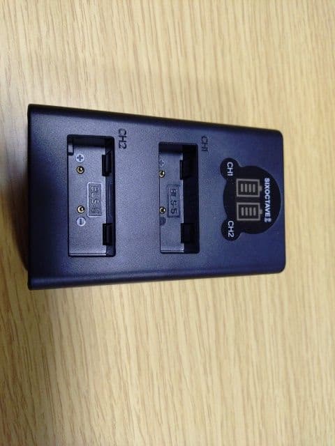 OLYMPUS PEN E-P2 レンズ付 充電器新品 手ブレ補正不良 ジャンク