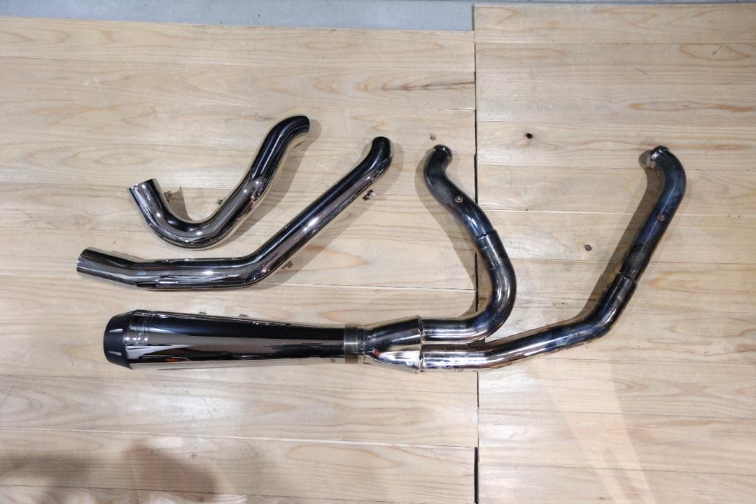 I*o様 バッサーニ ROAD RAGE 2into1 マフラー クローム　不足