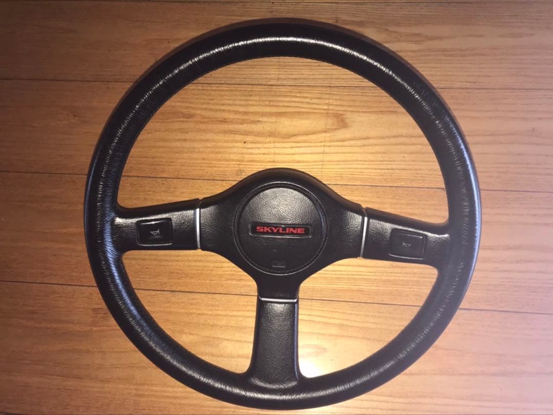 超早い者勝ち!21日迄限定超特価! 希少7thスカイライン前期GT系ステアリング