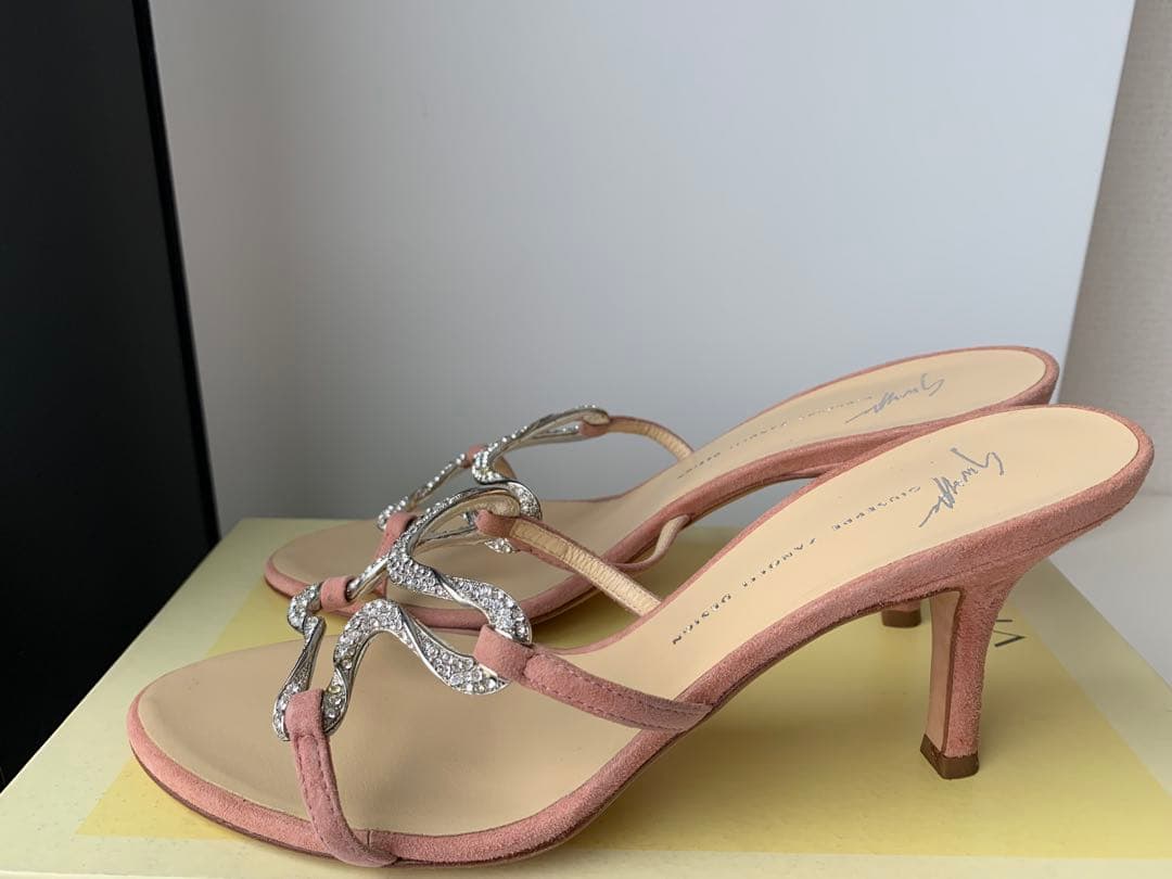 Giuseppe Zanotti ジュゼッペザノッティ ビジューミュール