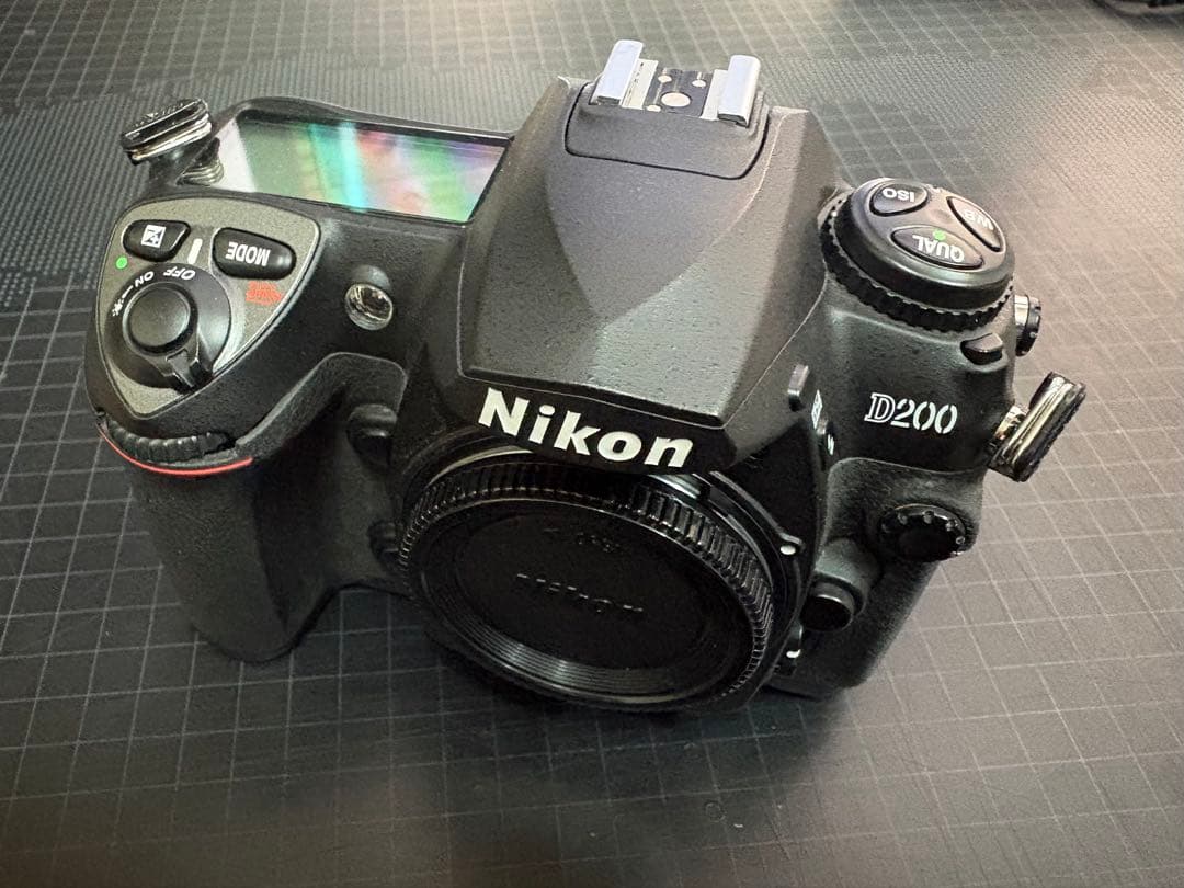 美品 Nikon D200 ボディ CCDセンサー