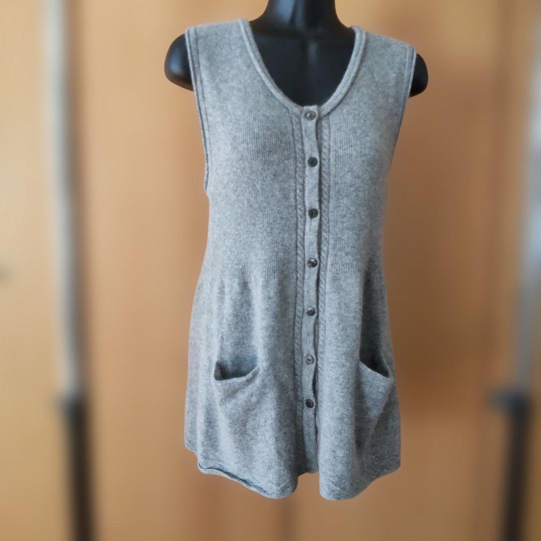 ☆専用☆希少ミンクアンゴラ、ビーバー入グレー ニットベスト ボタン付き ポケット