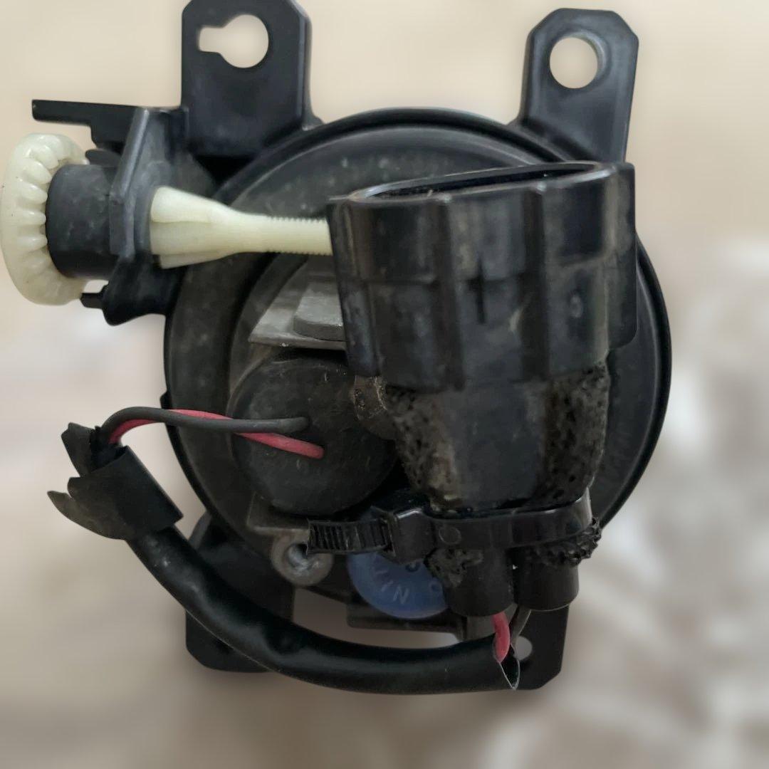 ホンダ純正フォグランプN-BOX N-WAGON ステップワゴン フィット2個