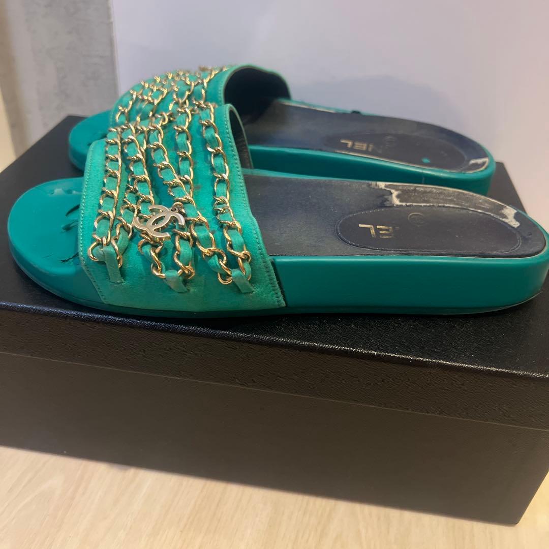 シャネル　CHANEL サンダル　グリーン　ココマーク