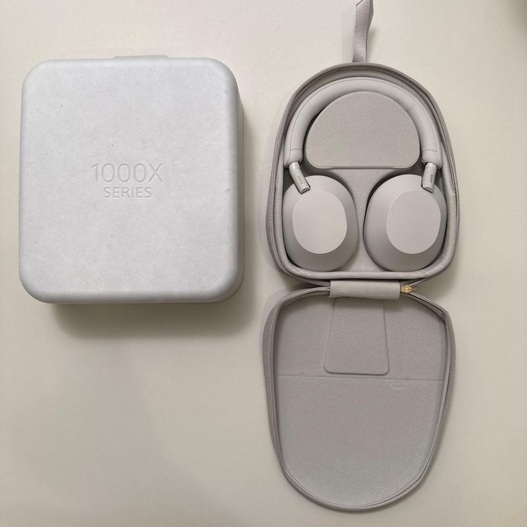 SONY ワイヤレスヘッドホンWH1000XM5 グレー