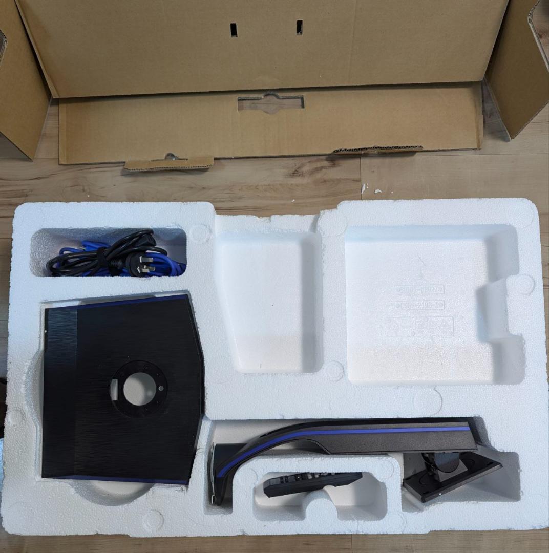 パルス様　IODATA ゲーミングモニター 31.5インチ 4K144Hz