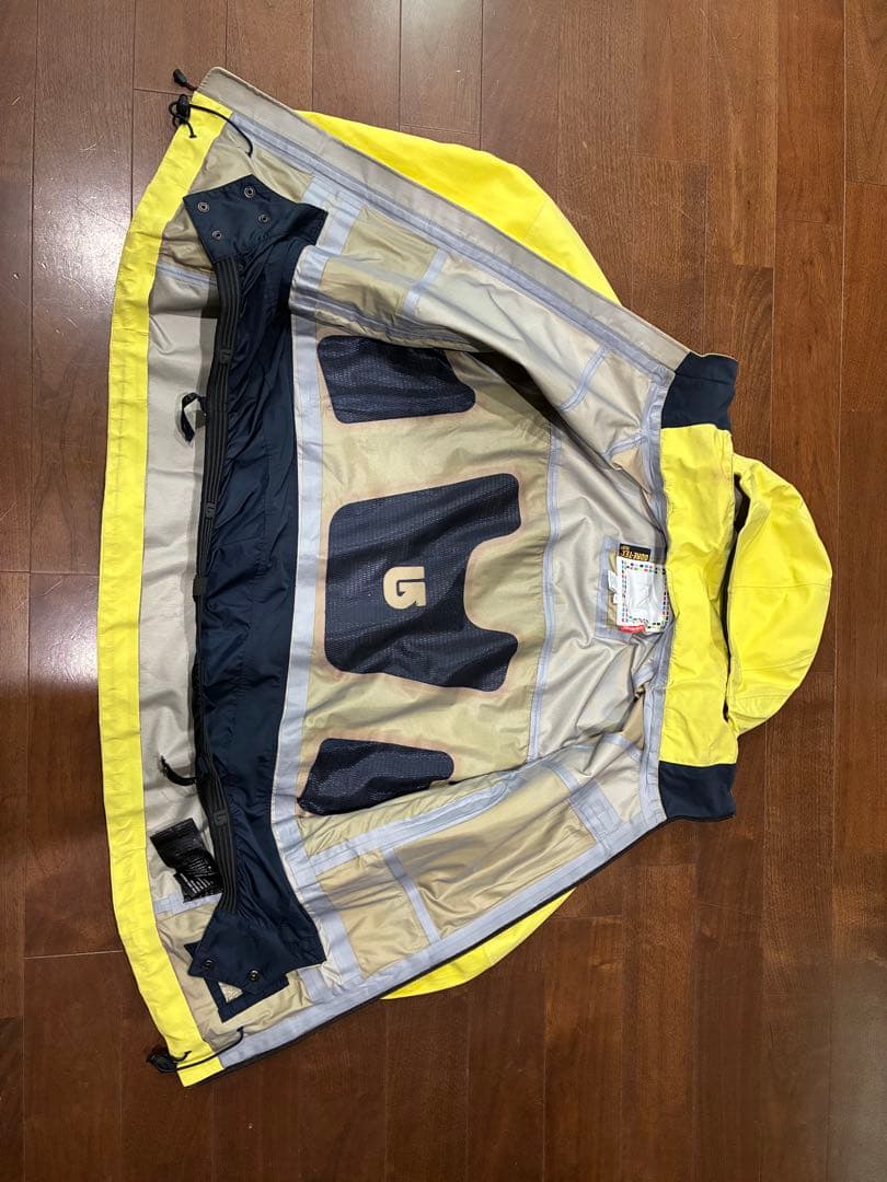 Burton AK （M）GORE-TEXスノーボードウェア