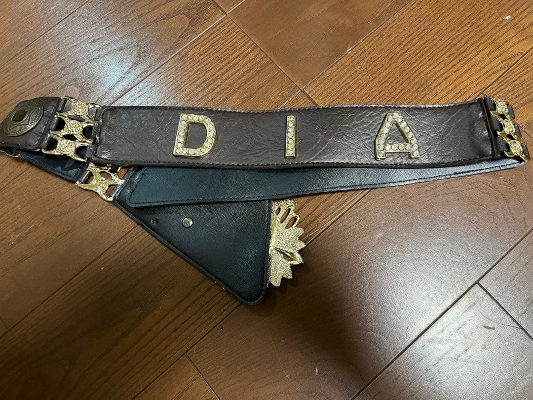 d.i.a正規品 レザー ベルト DIA ストーン装飾付き