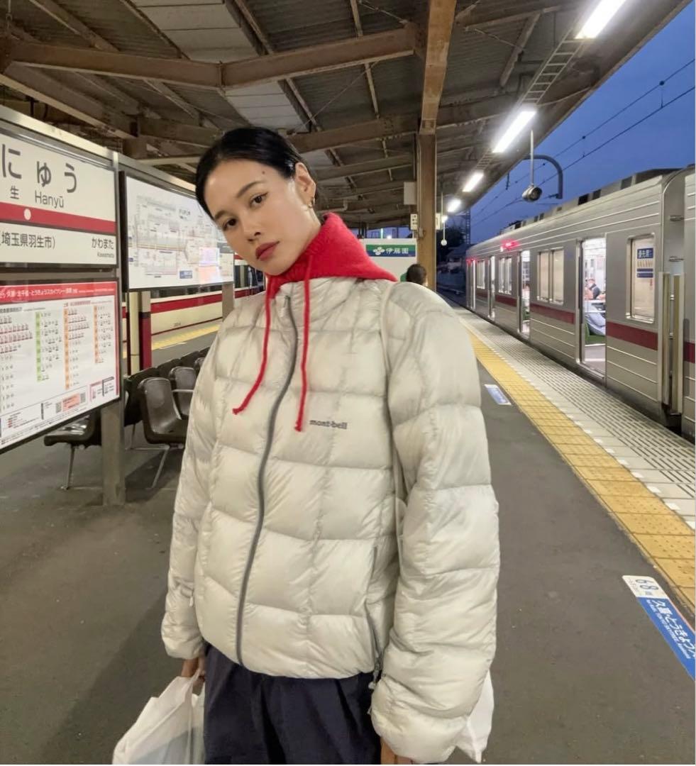 今期完売品　 モンベル スペリオダウンジャケット　S ライトグレー　田中シェン着