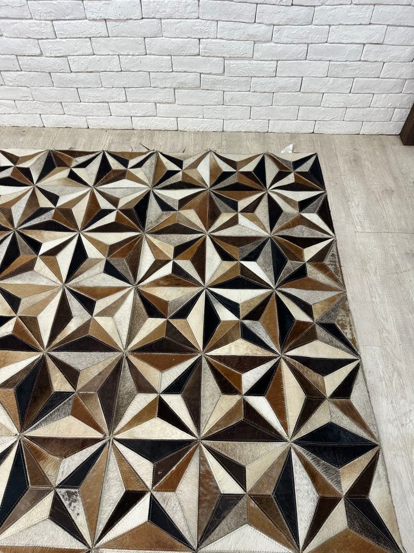 【東京都内23区配送無料】定価17万円　ドイツ製　牛革　絨毯　ラグ　カーペット