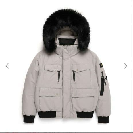 NATIONAL　GEOGRAPHICダウンジャケット