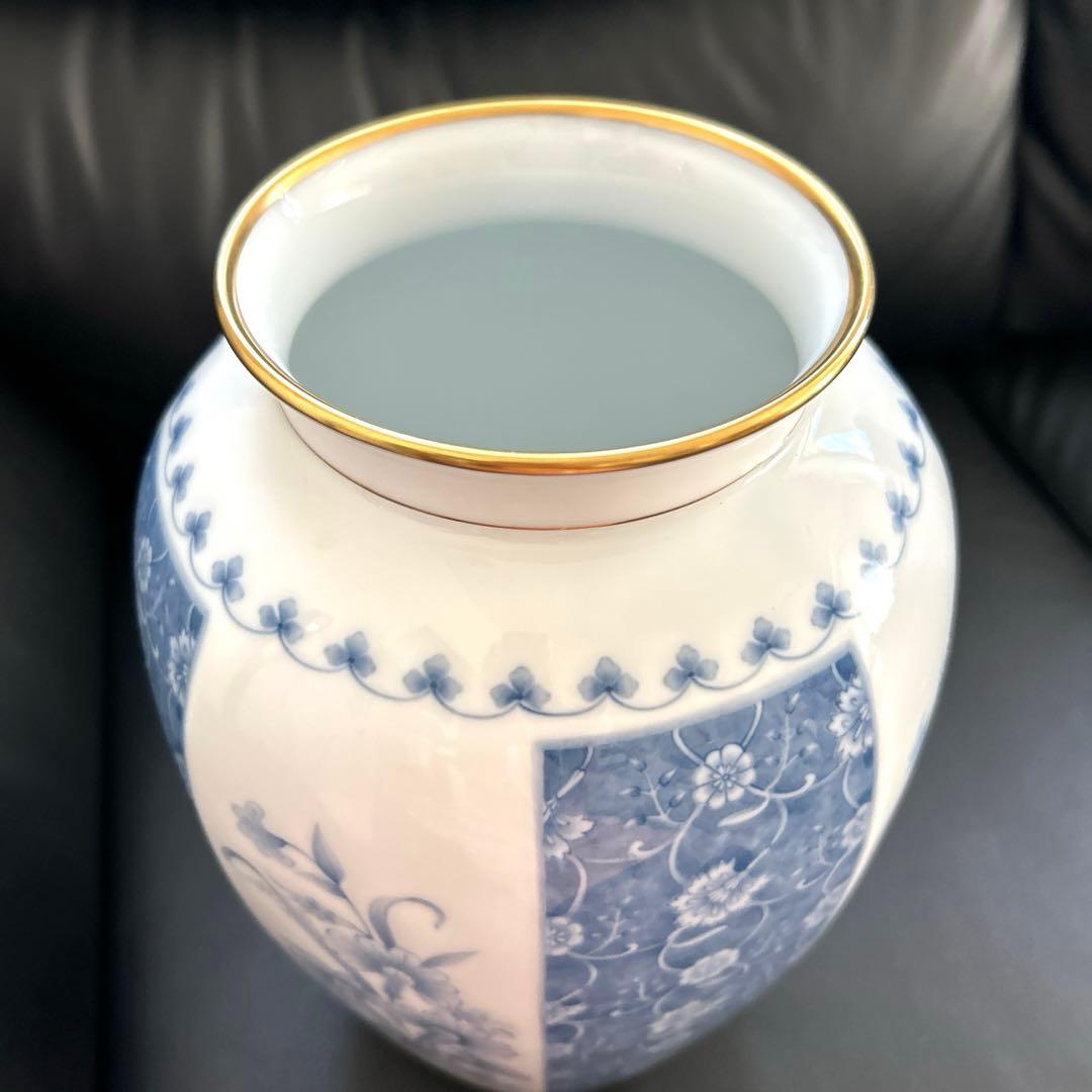 【未使用】大倉陶園 フラワーベース 花瓶 壺 白磁 ブルー 染付 唐草 八角