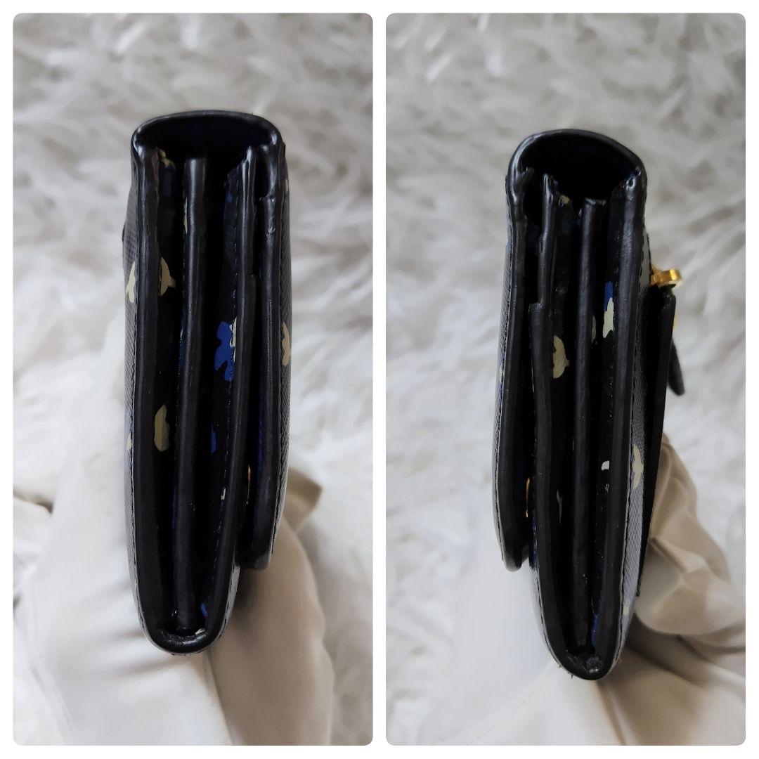 レア希少✨プラダ◇パスケース付きフラップ長財布　三角ロゴ花柄バイカラー黒ブルー