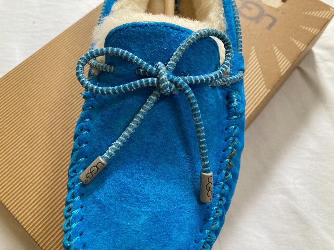 【新品未使用】UGG スエード　モカシン　ダコタ　DAKOTA 23㎝