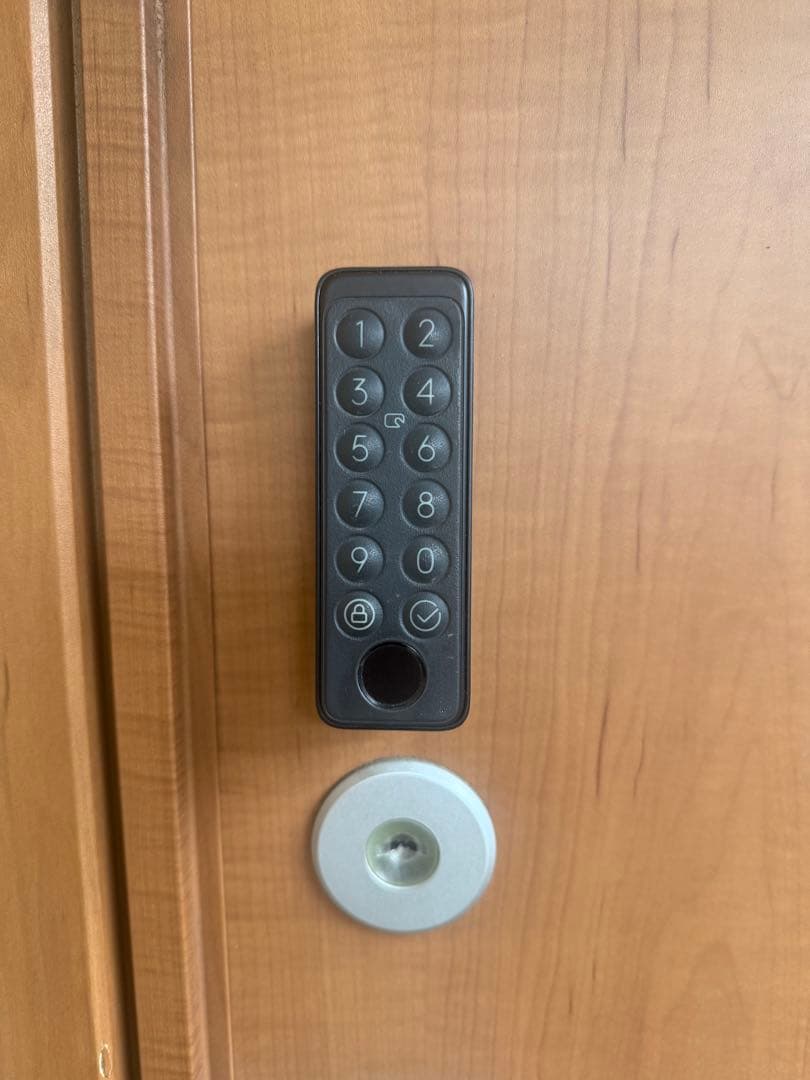 ほぼ新品‼️SwitchBot ロックPRO指紋認証パッドセット 専用バッテリー付