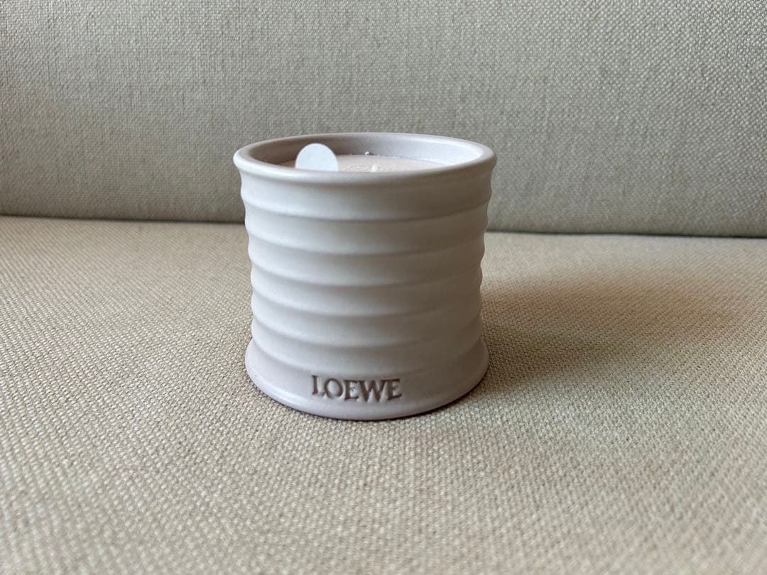 LOEWE 香り付きキャンドル オレガノ