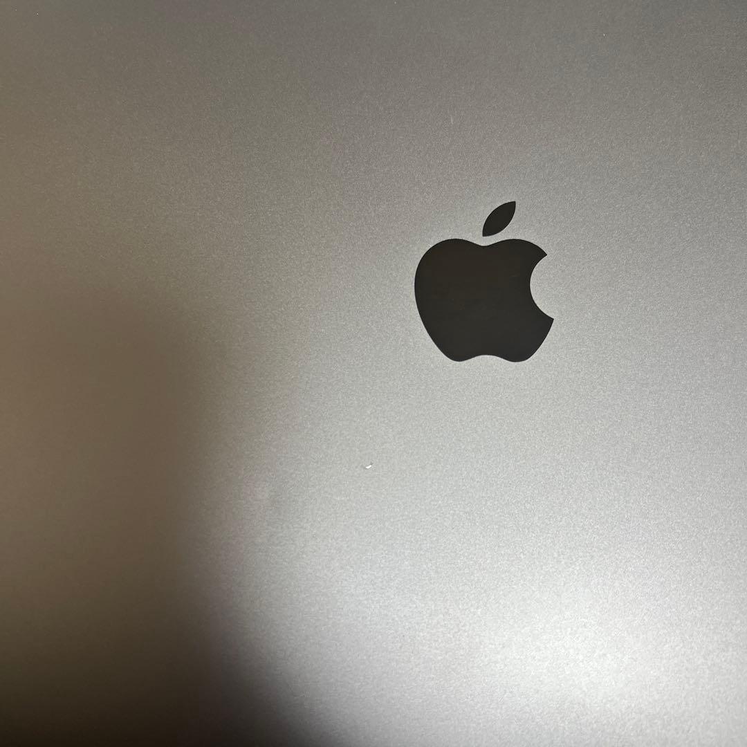 Apple MacBook シルバー