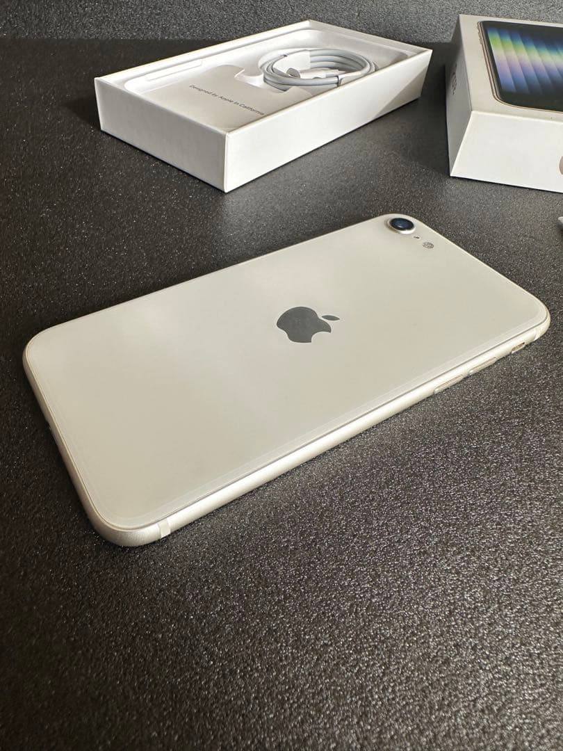 スマートフォン本体 iPhone SE