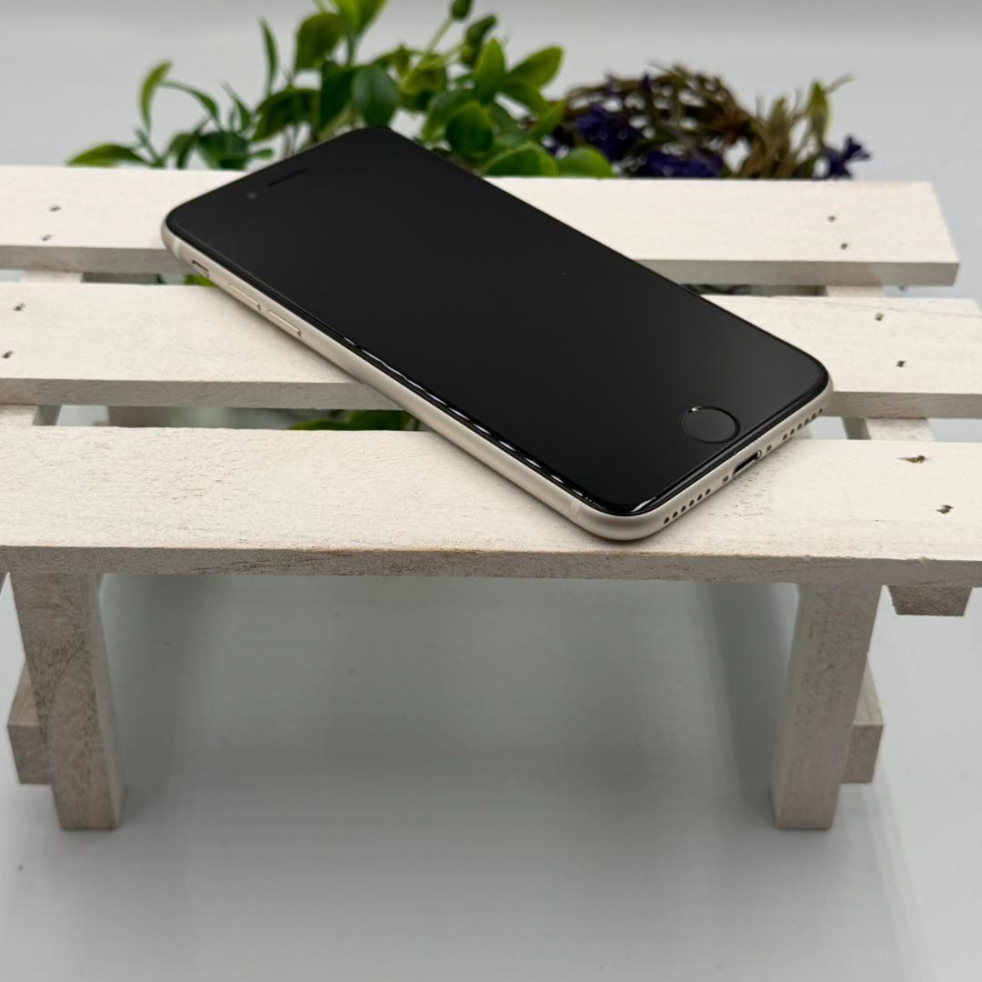 iPhone SE第3世代 64GB スターライト 431