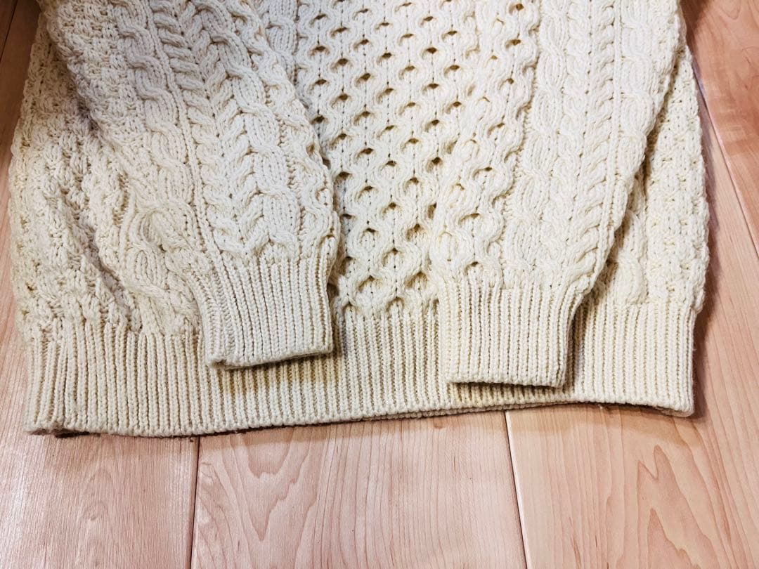 インバーアラン INVERALLAN アイボリー ケーブル ニット セーター