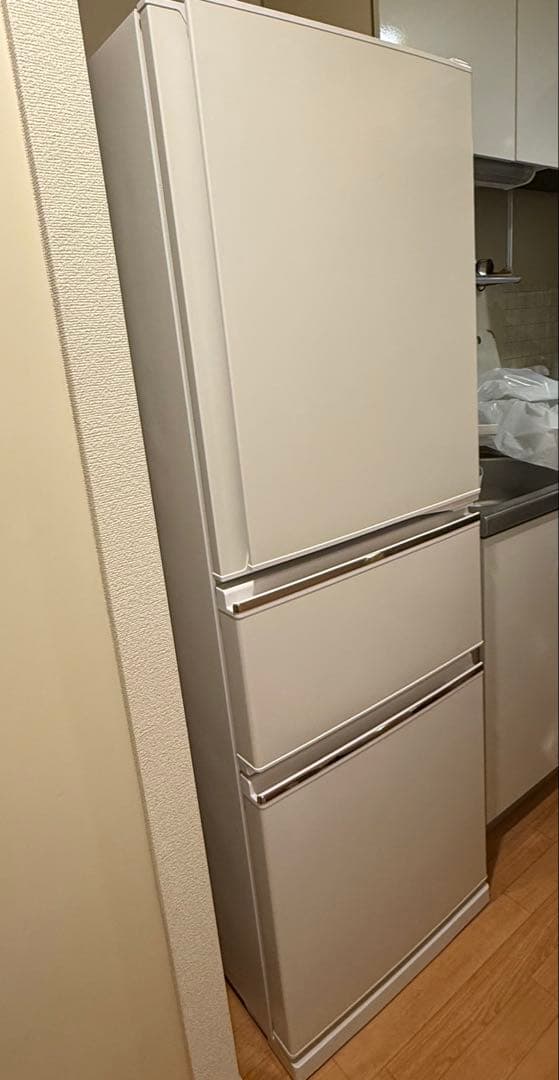 三菱ノンフロン冷凍冷蔵庫　272L MR-CX27E-W 2020年製