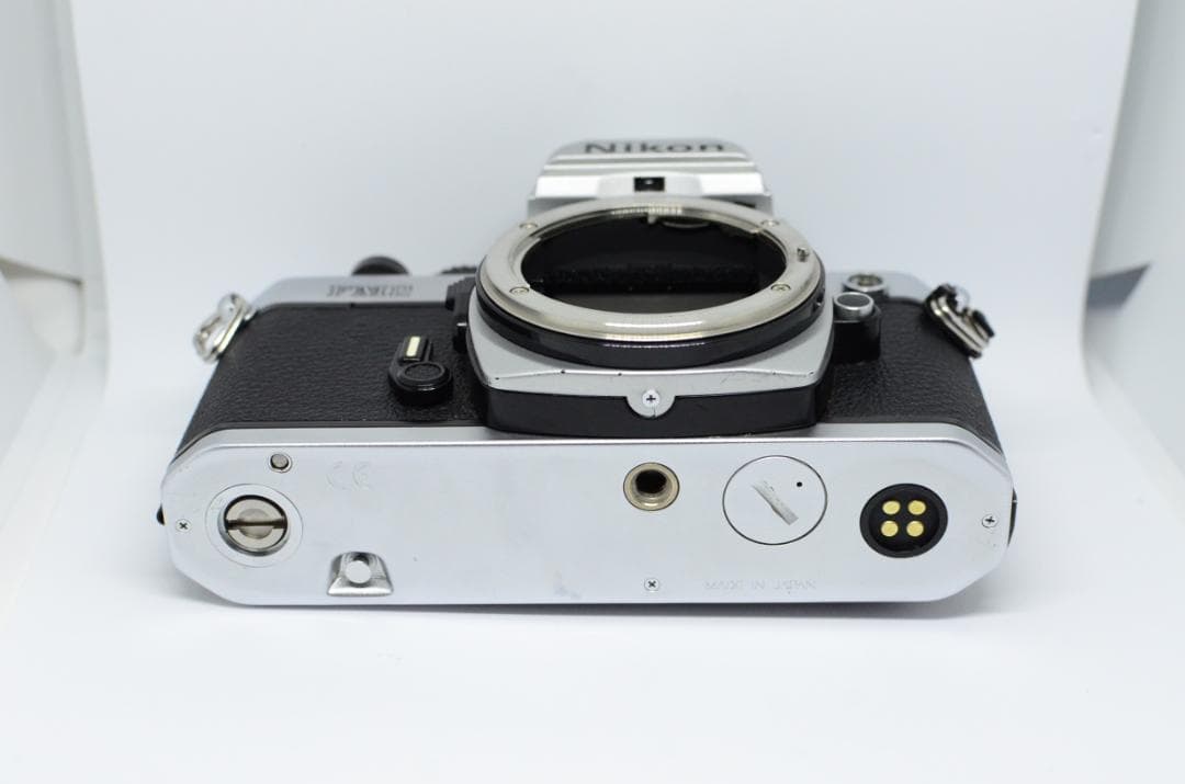 【実用品】Nikon New FM2 ニコン ボディ シルバー MF 一眼レフ