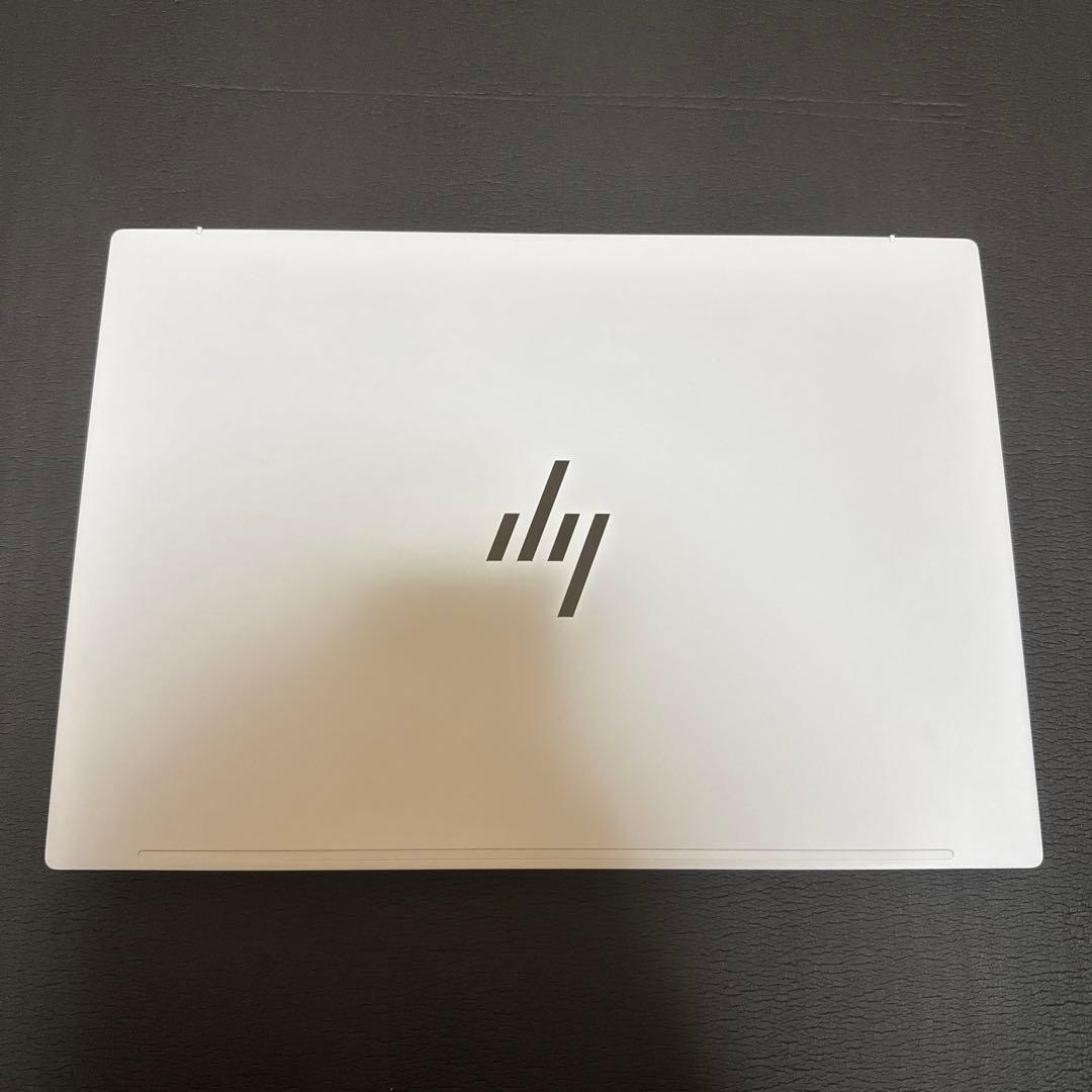 HP Pavilion Aero 13-be ノートパソコン ホワイト