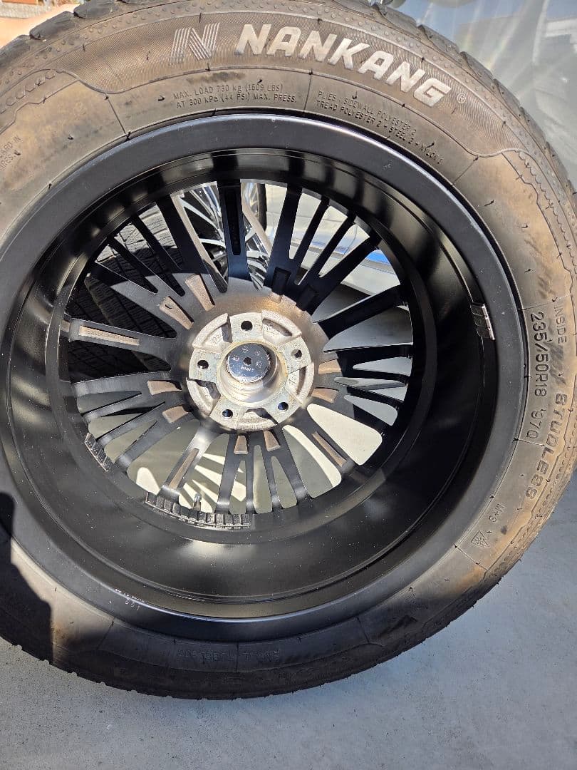 235/50/18　タイヤホイール 4本 114.3　スタッドレス付