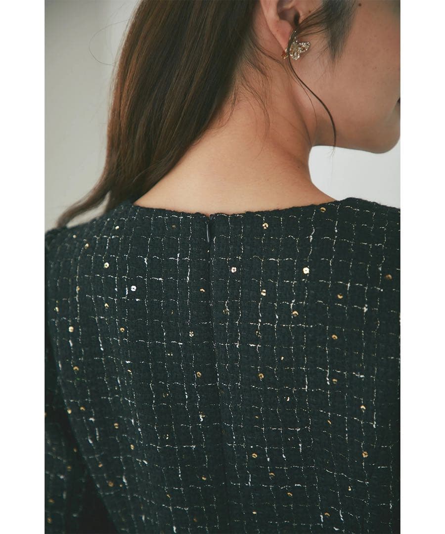 【新品　タグ付き】トッコ　フラワー飾り釦付きスパンコールツイードタイトワンピース