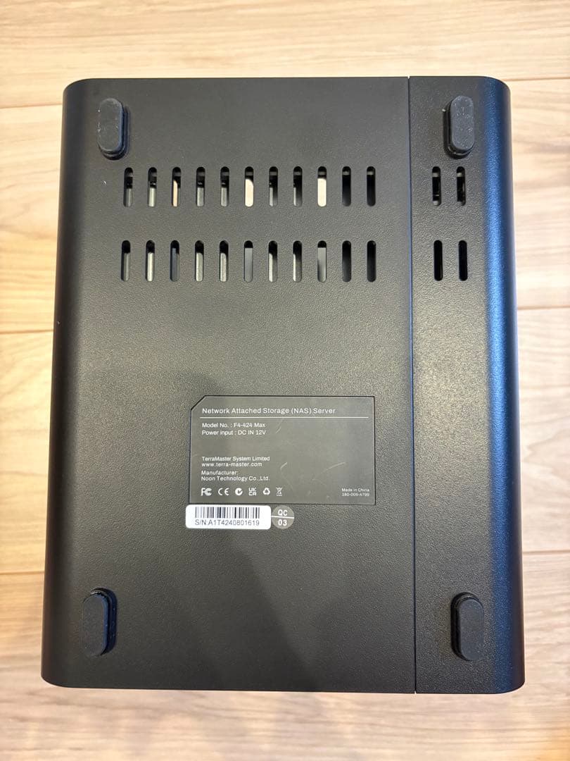 外付けハードディスク・ドライブ TERRAMASTER F4-424 Max NAS