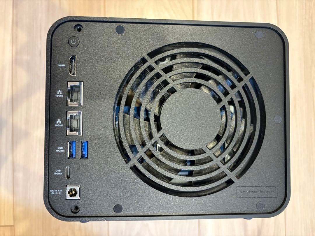 外付けハードディスク・ドライブ TERRAMASTER F4-424 Max NAS