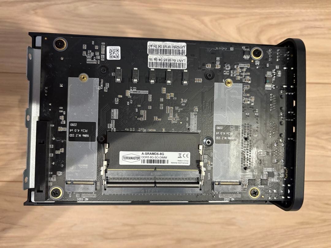 外付けハードディスク・ドライブ TERRAMASTER F4-424 Max NAS