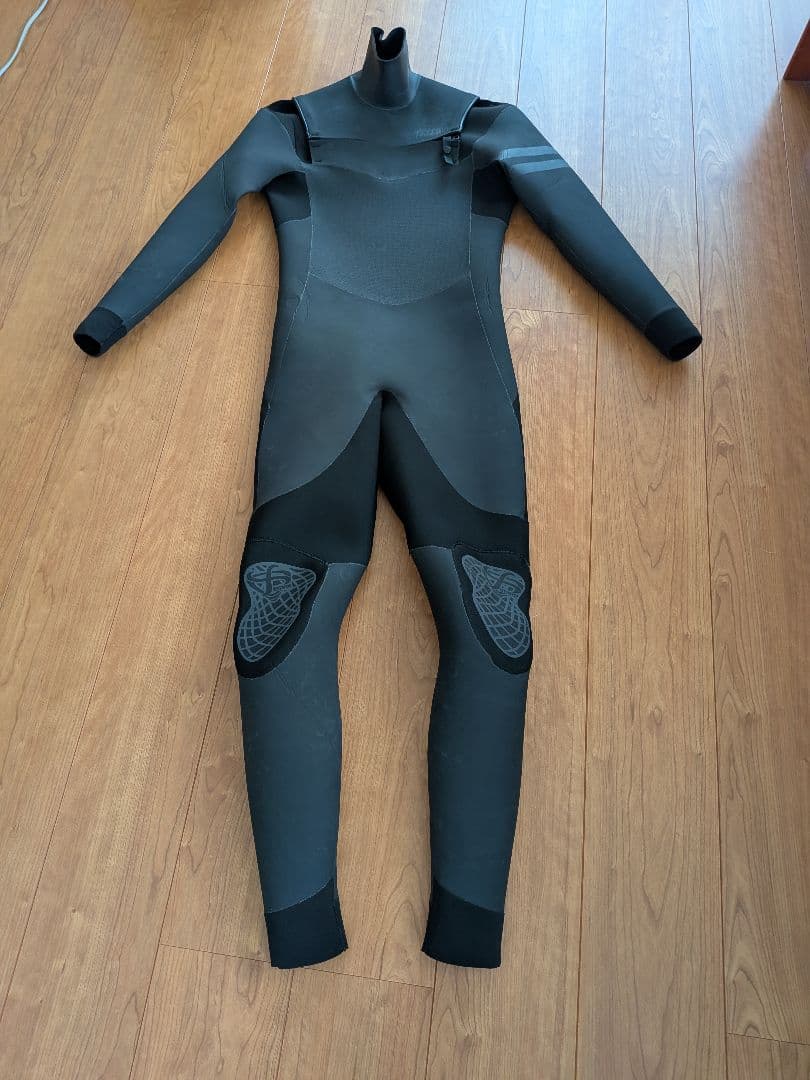 【新品未使用】Fellow セミドライウェットスーツ ALL3mm MLBサイズ